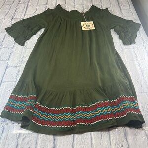 Off shoulder dress size XL